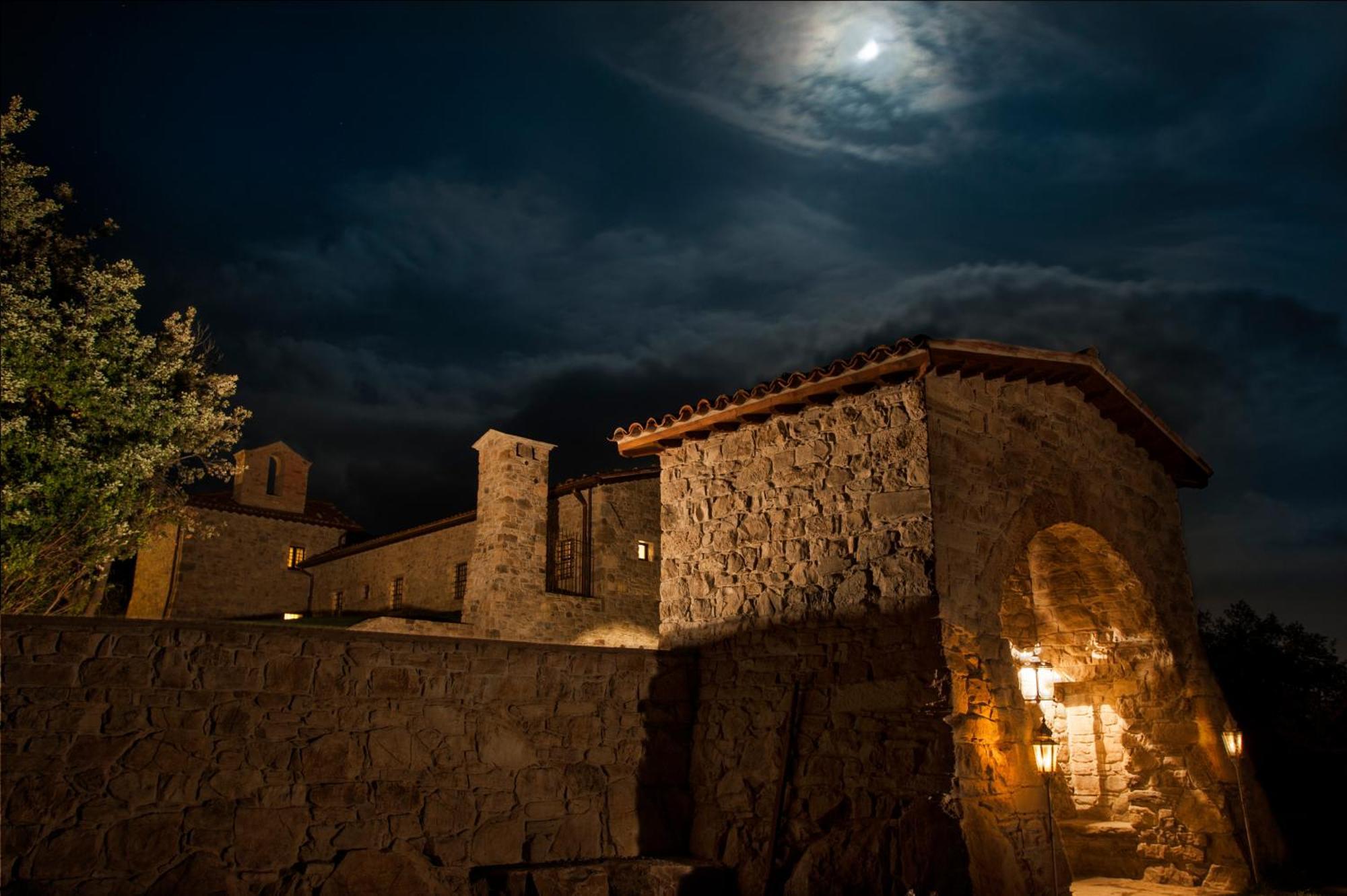 Eremito Hotel Parrano Luaran gambar