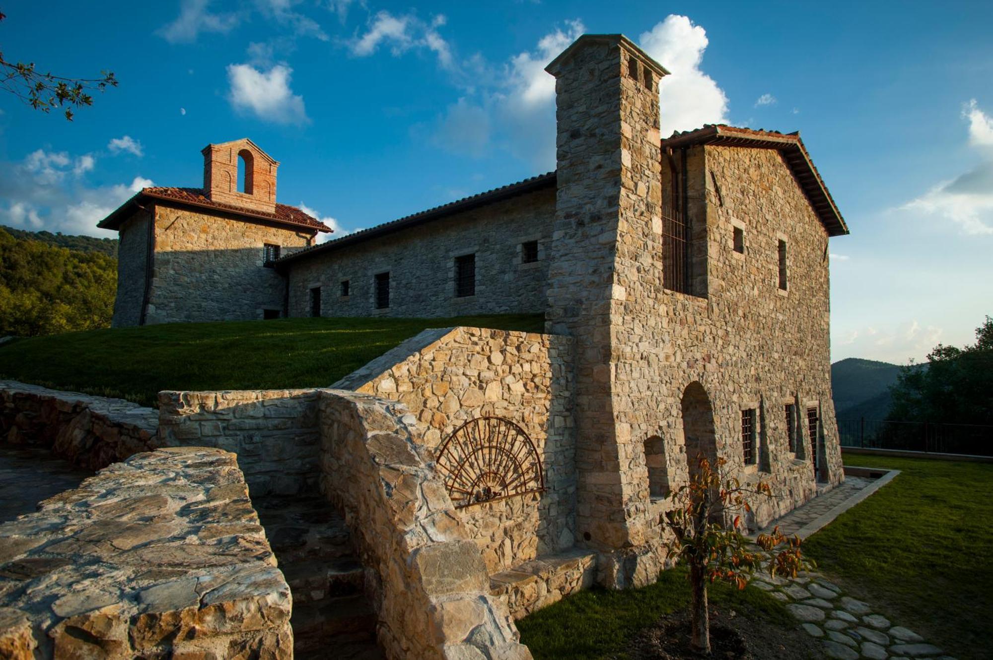 Eremito Hotel Parrano Luaran gambar