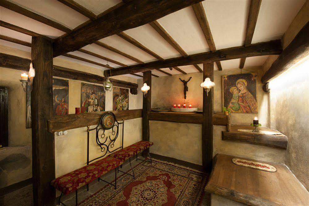 Eremito Hotel Parrano Luaran gambar